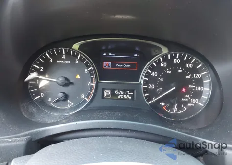 2013 Nissan Pathfinder Sv z USA, uszkodzony, nr VIN 5N1AR2MN5DC677329